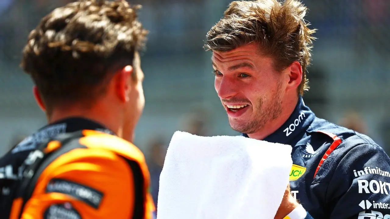 Max Verstappen reageert op kritiek: 'Het kan me geen moer schelen'