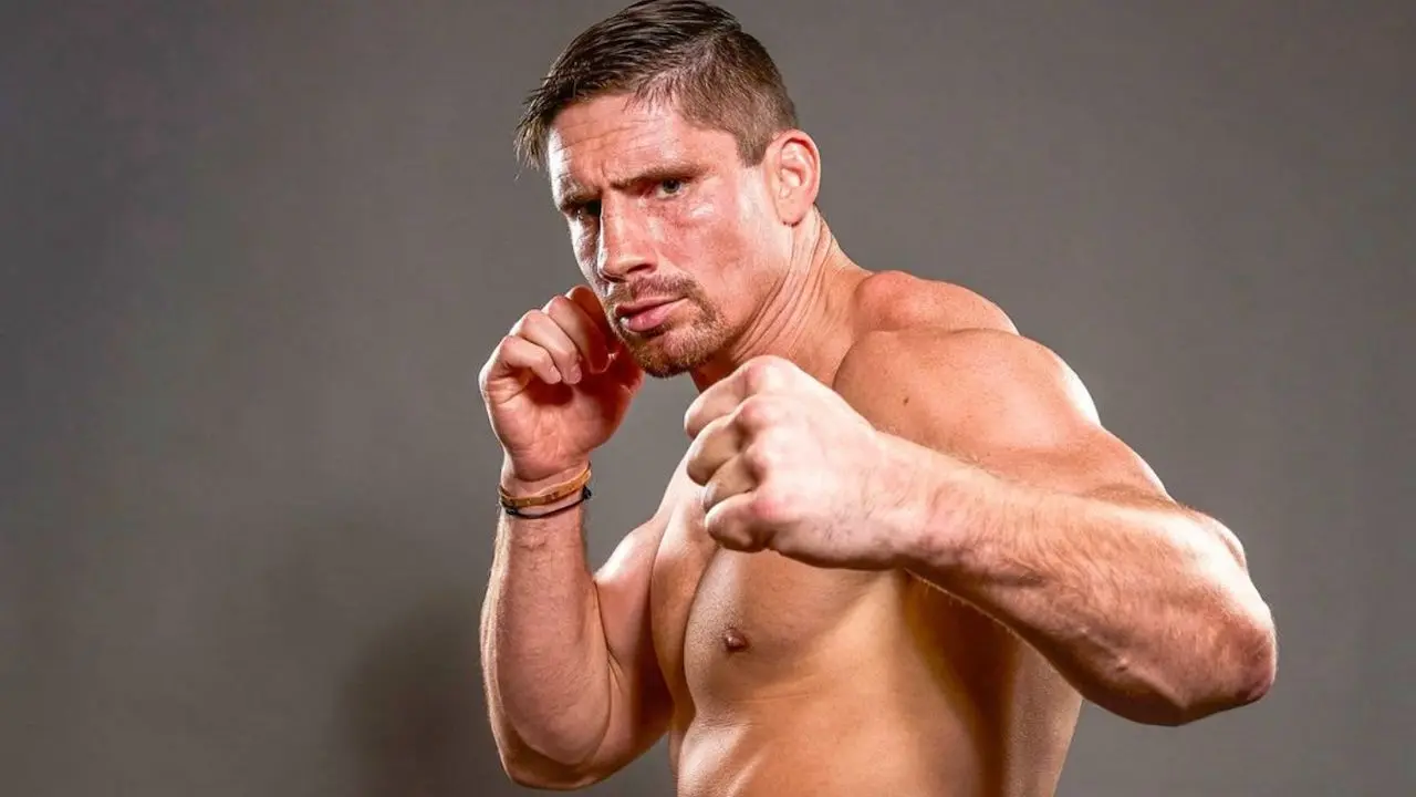 Rico Verhoeven blijkt in het echt anders te heten