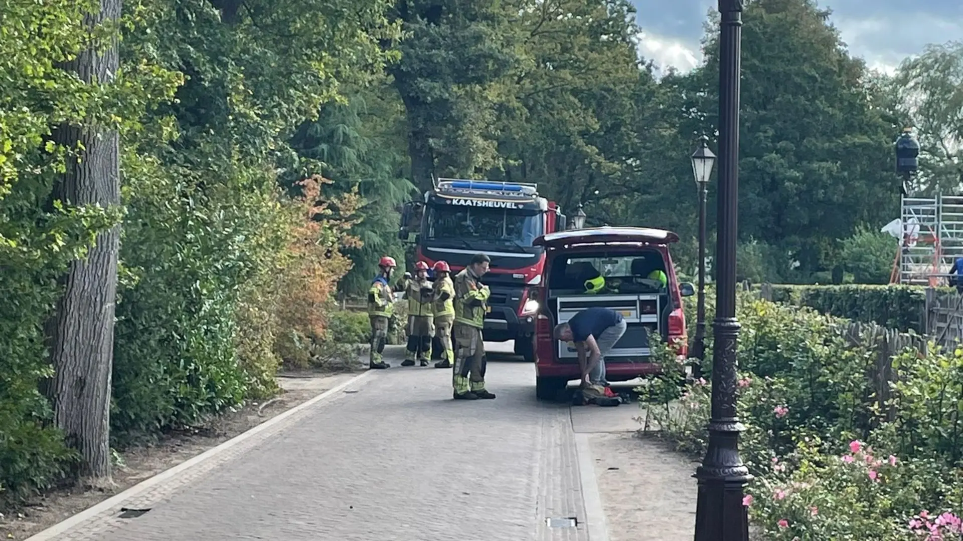 Efteling-medewerker zwaargewond door metershoge val: Traumahelikopter ingezet