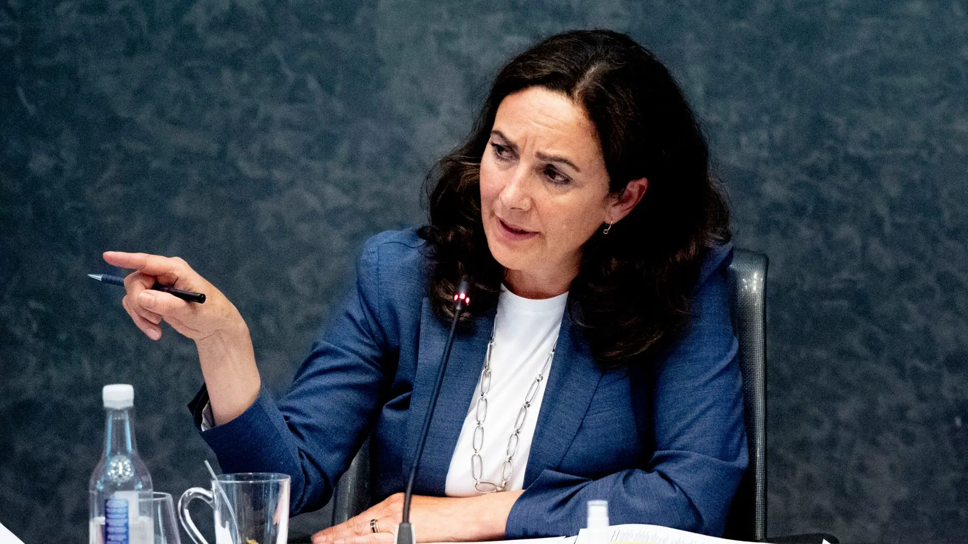 Pro-Palestijnse demonstranten blokkeren universiteit: Halsema doet oproep