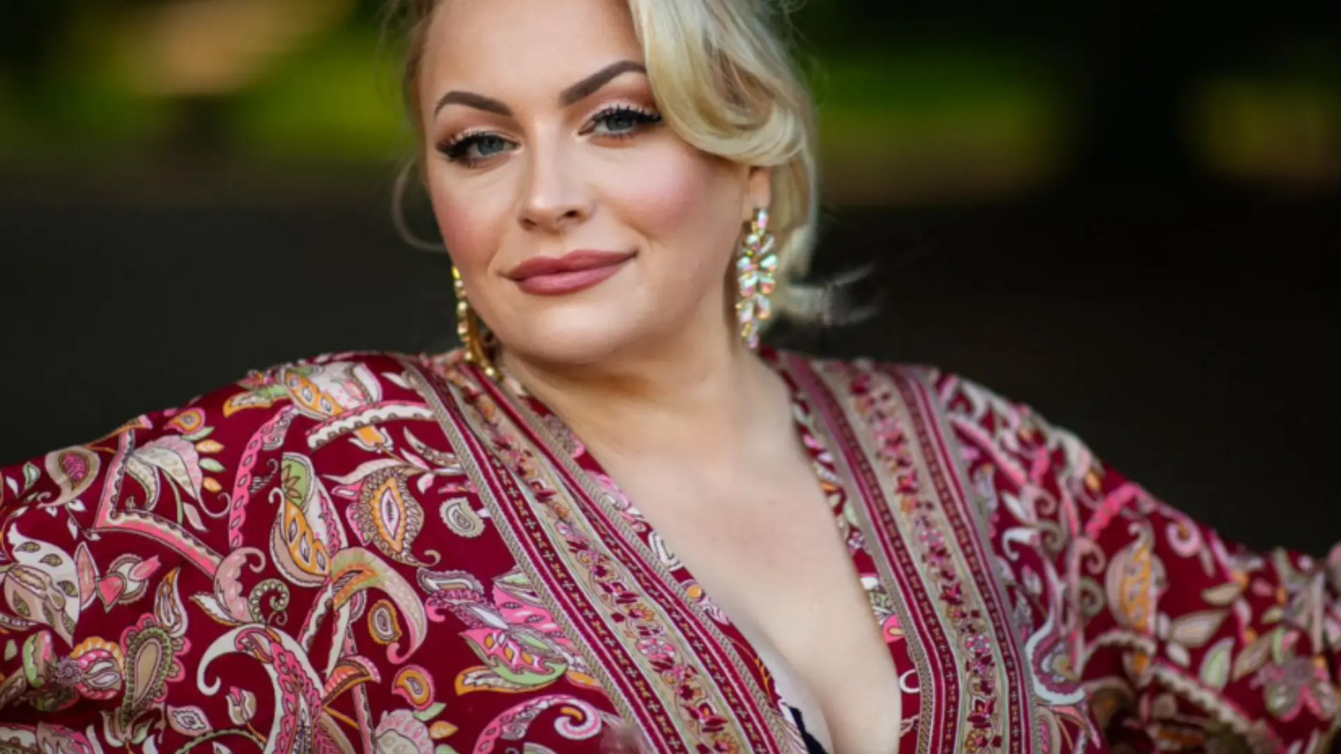 B&B Vol Liefde-Malgosia maakt mannelijke fans gek: 'Je mag ze komen voelen'