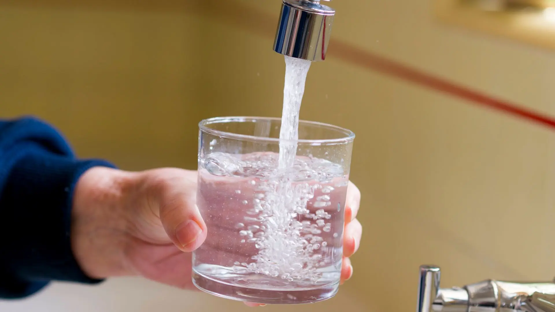 Poepbacterie ontdekt in drinkwater van Nederlandse stad