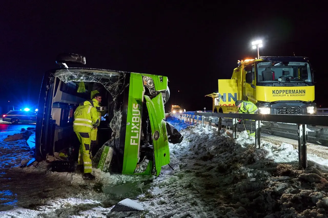 Meerdere doden bij zwaar Flixbus-ongeluk