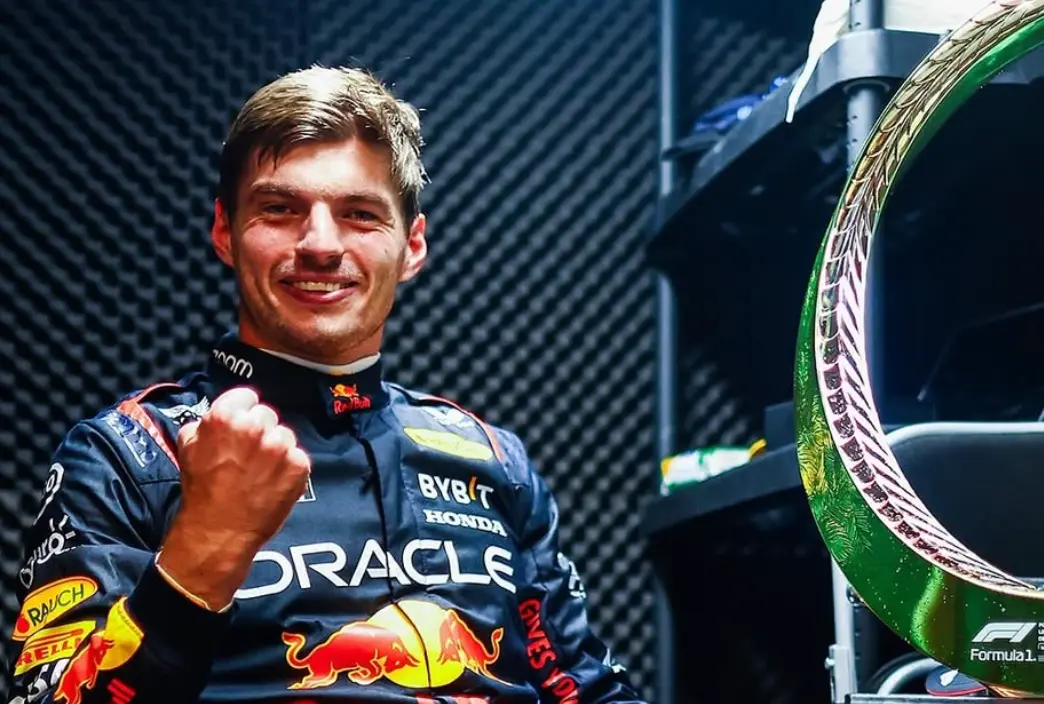 F1-racer haalt keihard uit naar Max Verstappen