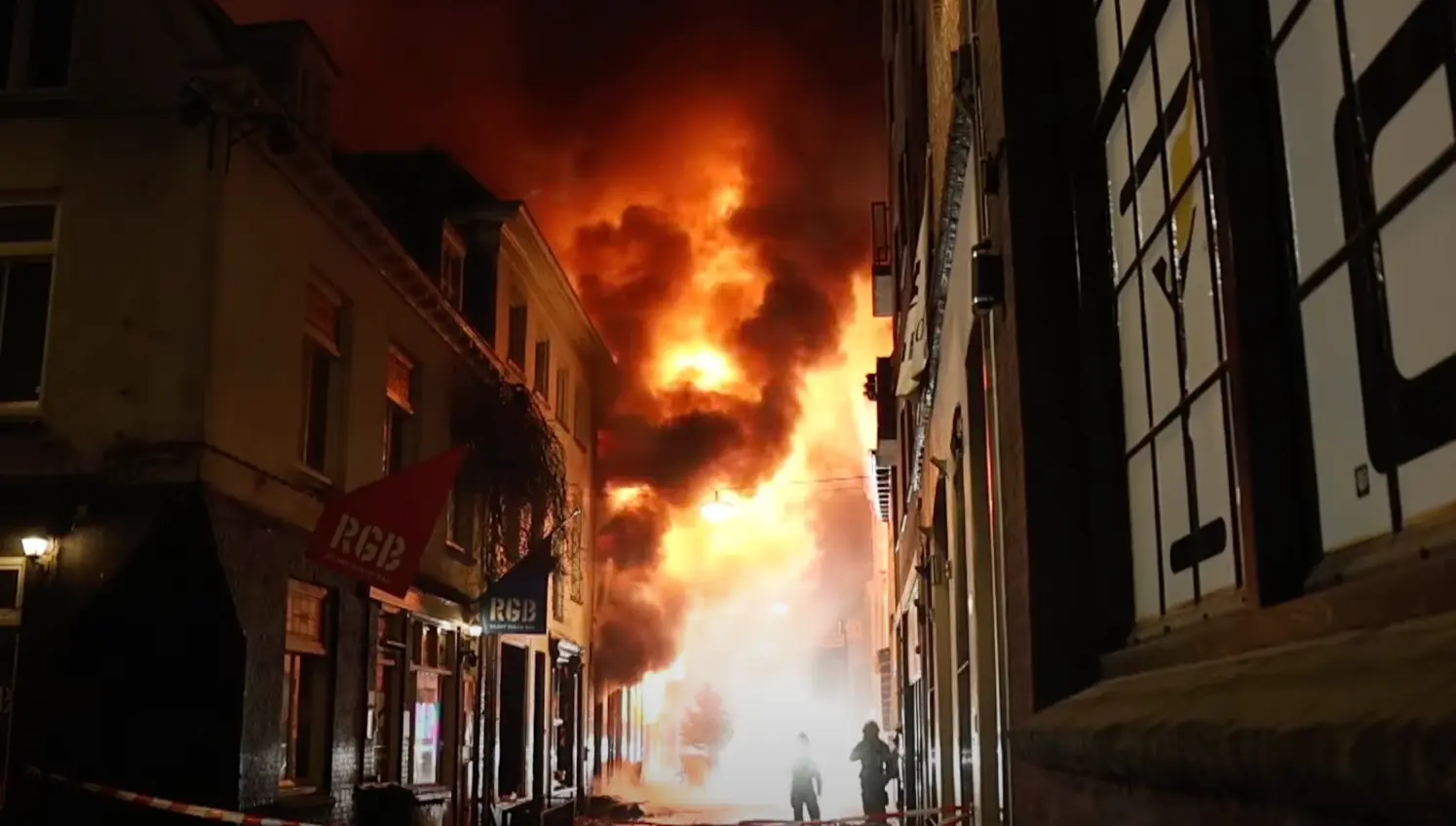 Drie mannen aangehouden na verwoestende brand Arnhem