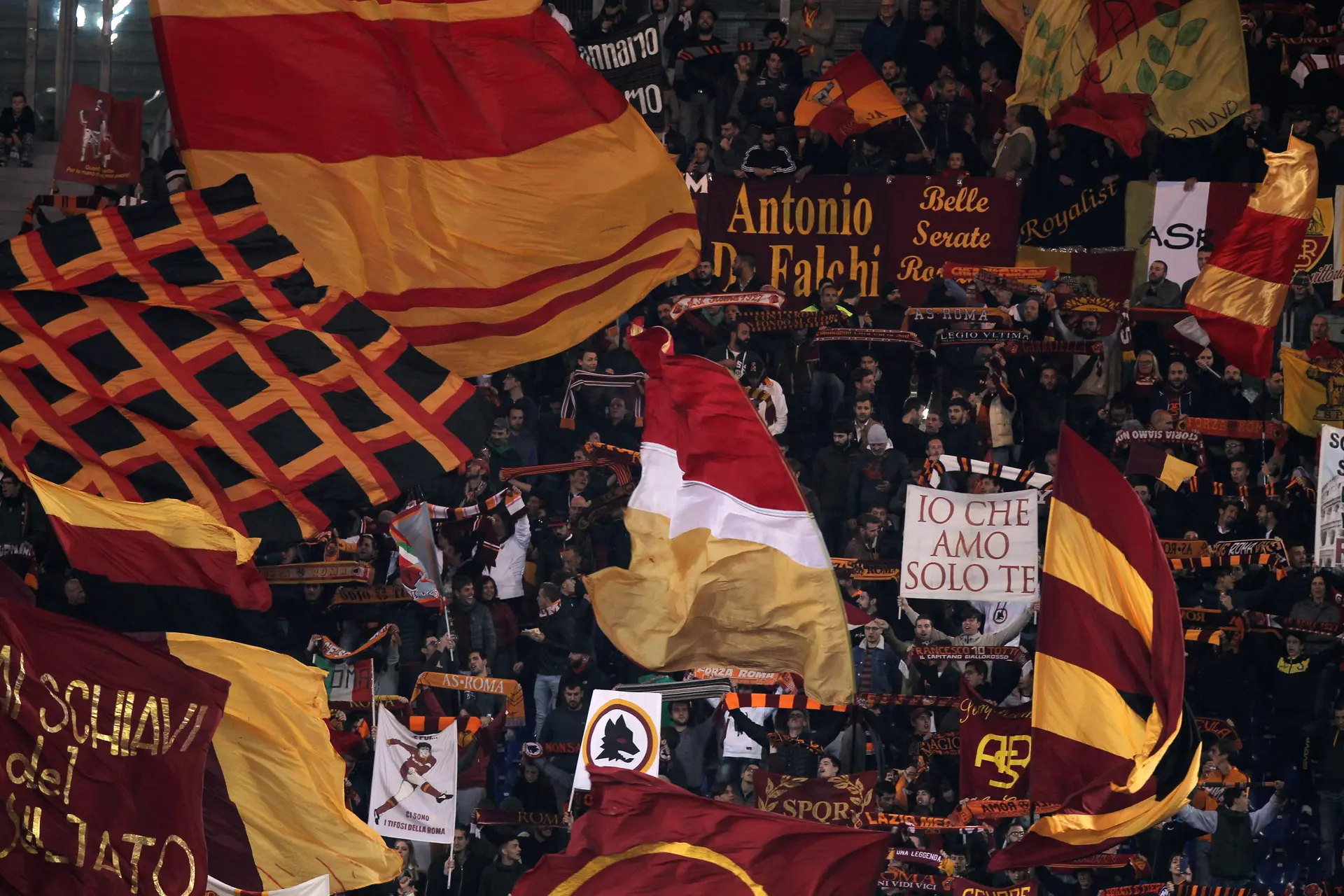 curva sud roma bologna 281017