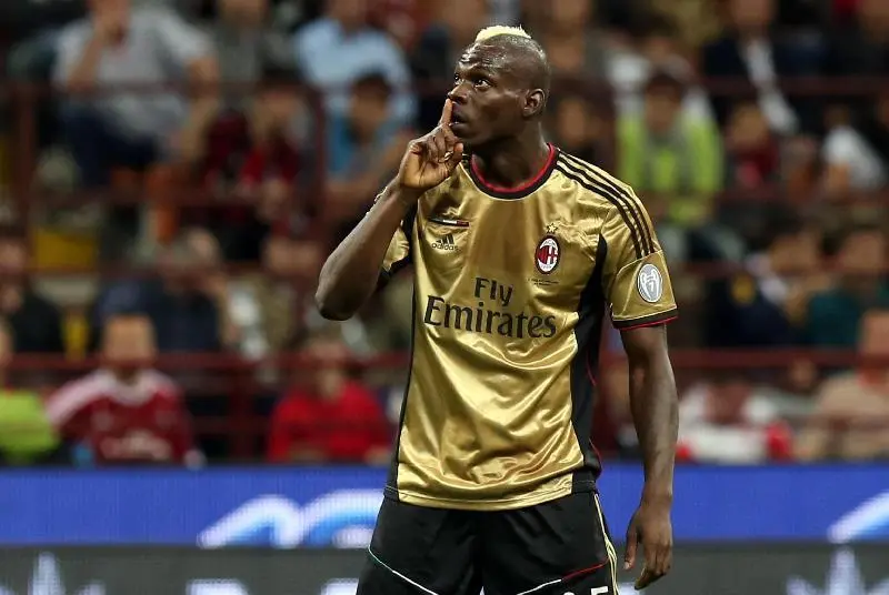 balotelli zittisce milan roma