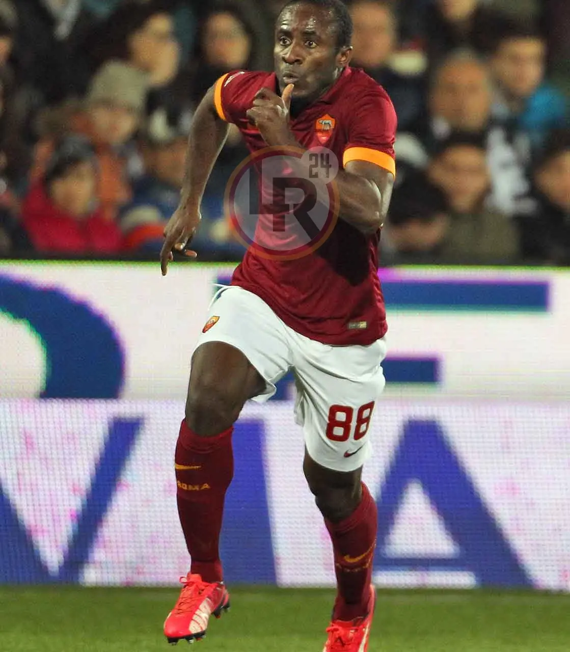 doumbia scatto foto gino cesena roma 22032015