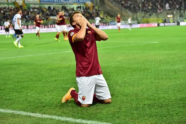 ljajic in ginocchio testa al cielo parma roma 250914