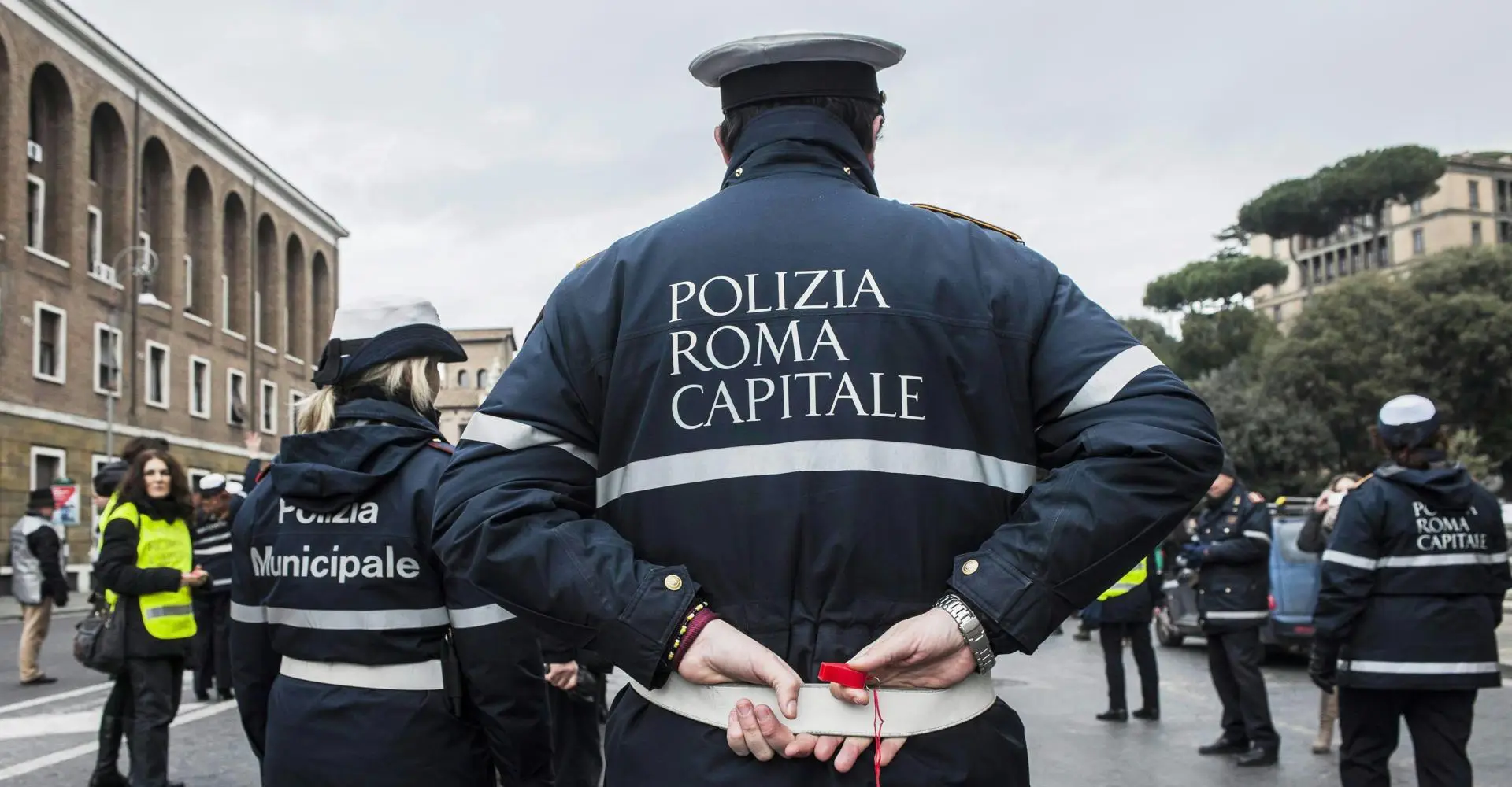 polizia roma capitale vigile vigili