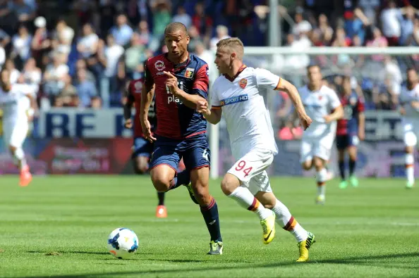 ricci porta palla contro de maio genoa roma