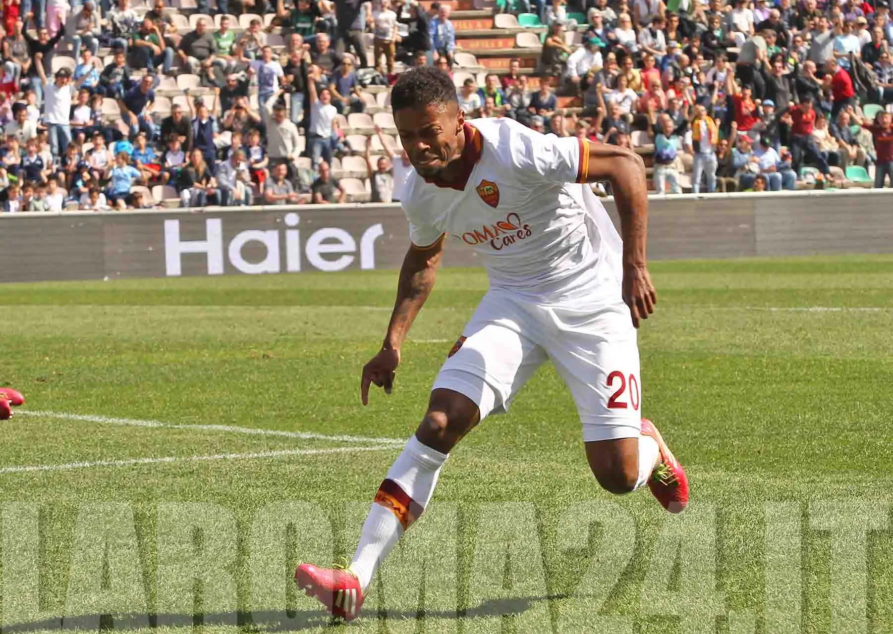 sassuolo roma bastos subito dopo la rete gol