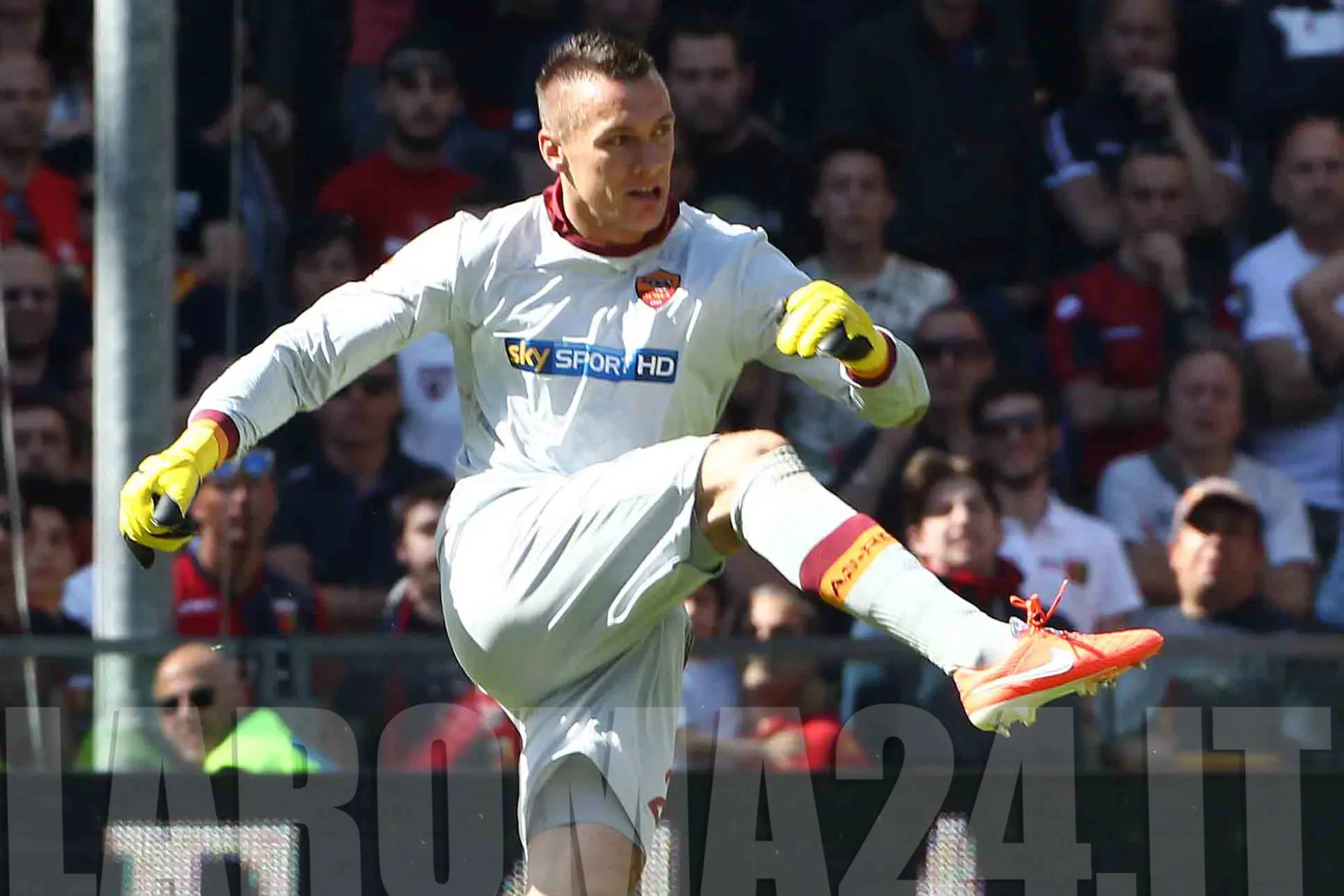 skorupski calcia rinvio genoa roma 180514 mancini buona