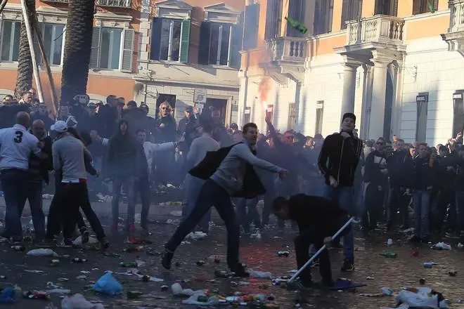 tifosi olandesi piazza di spagna 5 roma feyenoord 19022015