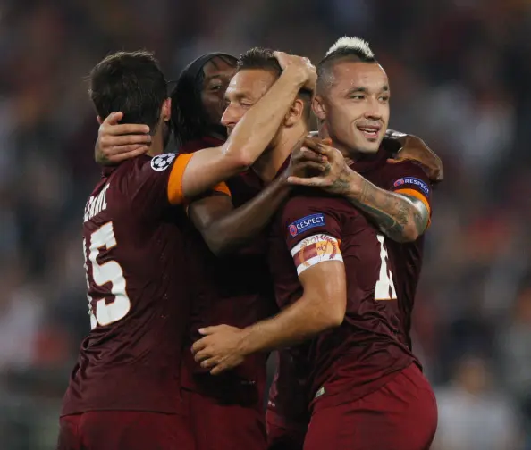 totti abbracciato roma cska 180914
