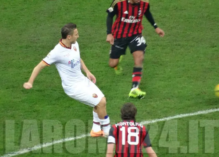 totti passaggio montolivo milan roma