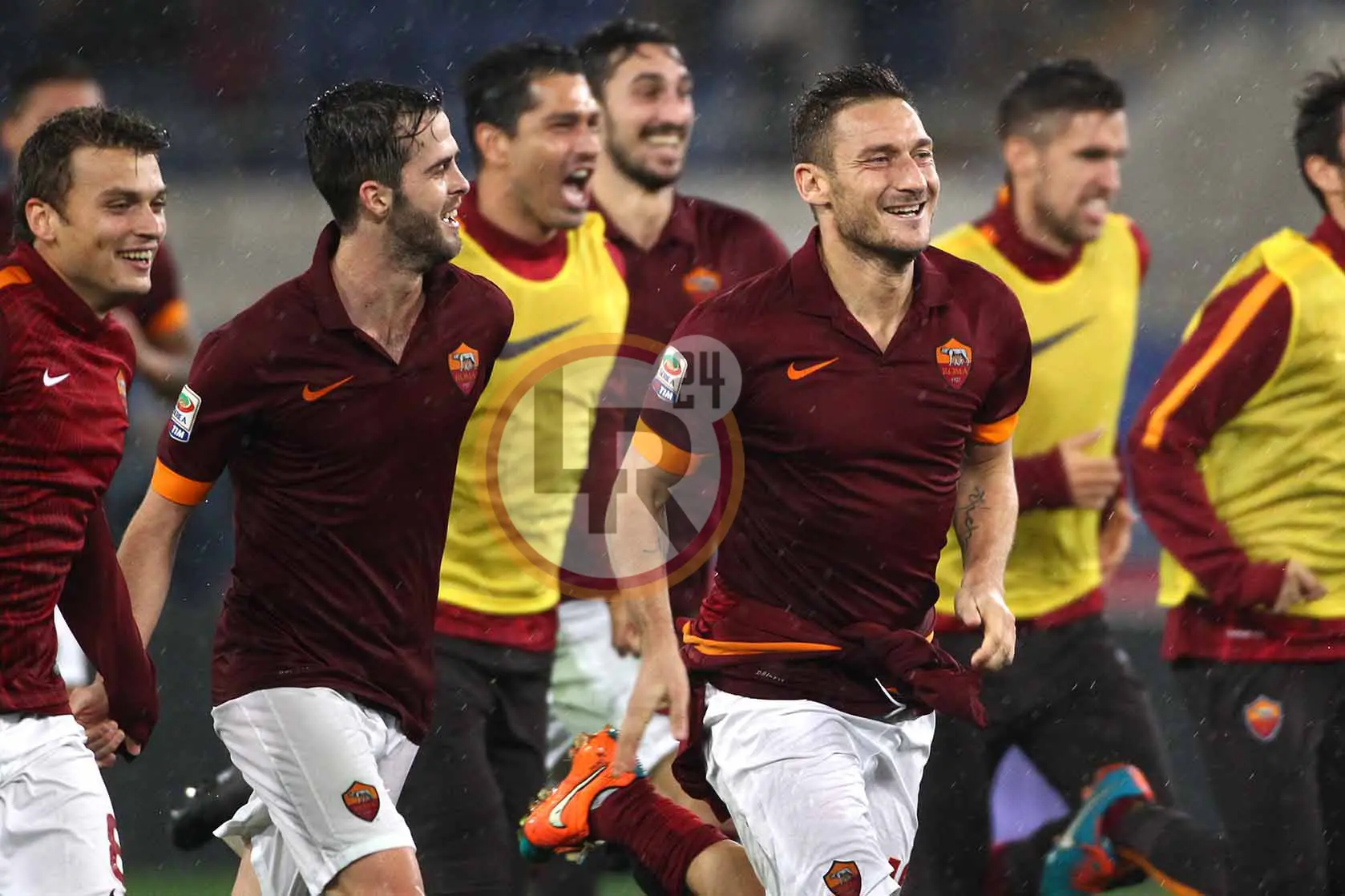totti pjanic fine partita roma inter 301114 mancini