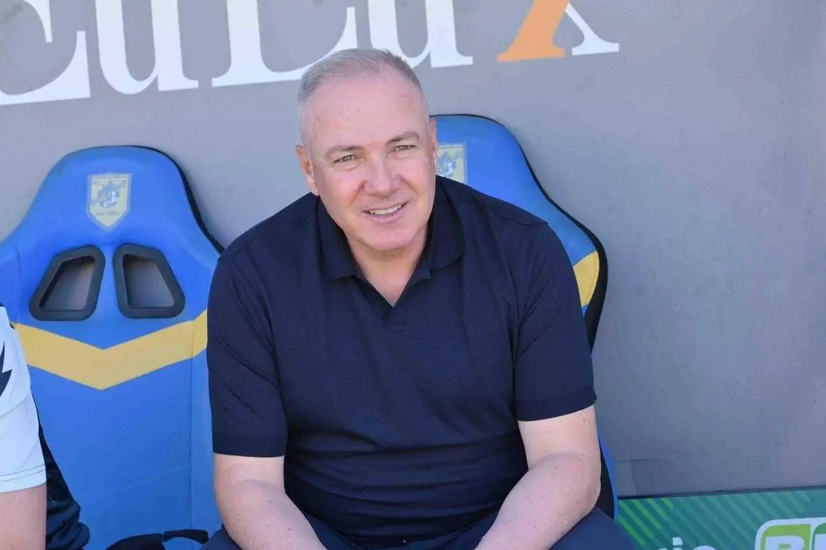 Alvini-Vendevo-suole-di-scarpe-ora-festeggio-la-Serie-A-con-il-mio-Frosinone