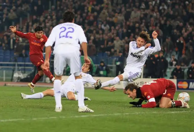 Roma, ecco il bilancio dei precedenti contro il Real Madrid. Stasera il tredicesimo incrocio. I Blancos con le italiane sono (quasi) inarrestabili