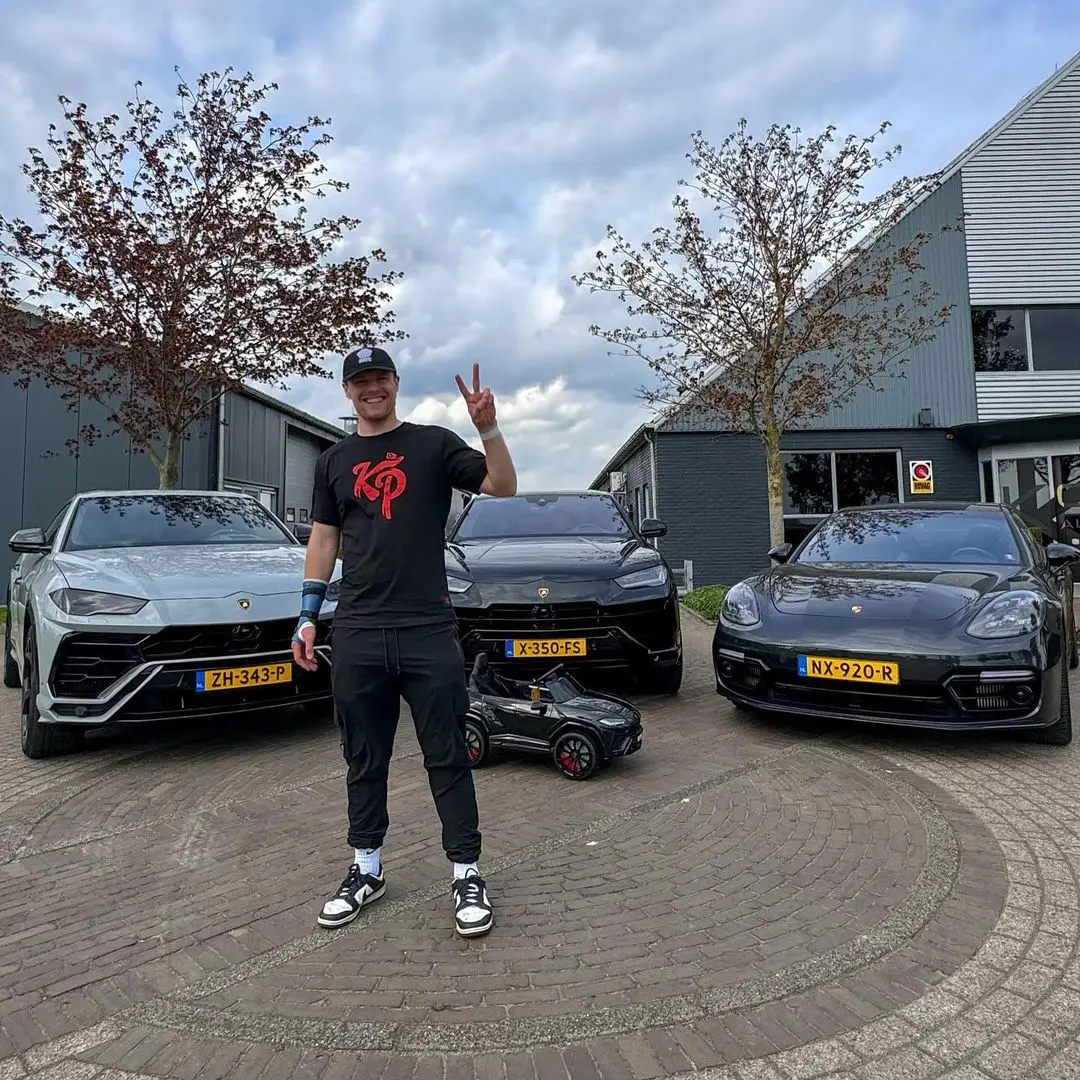 Enzo Knol
