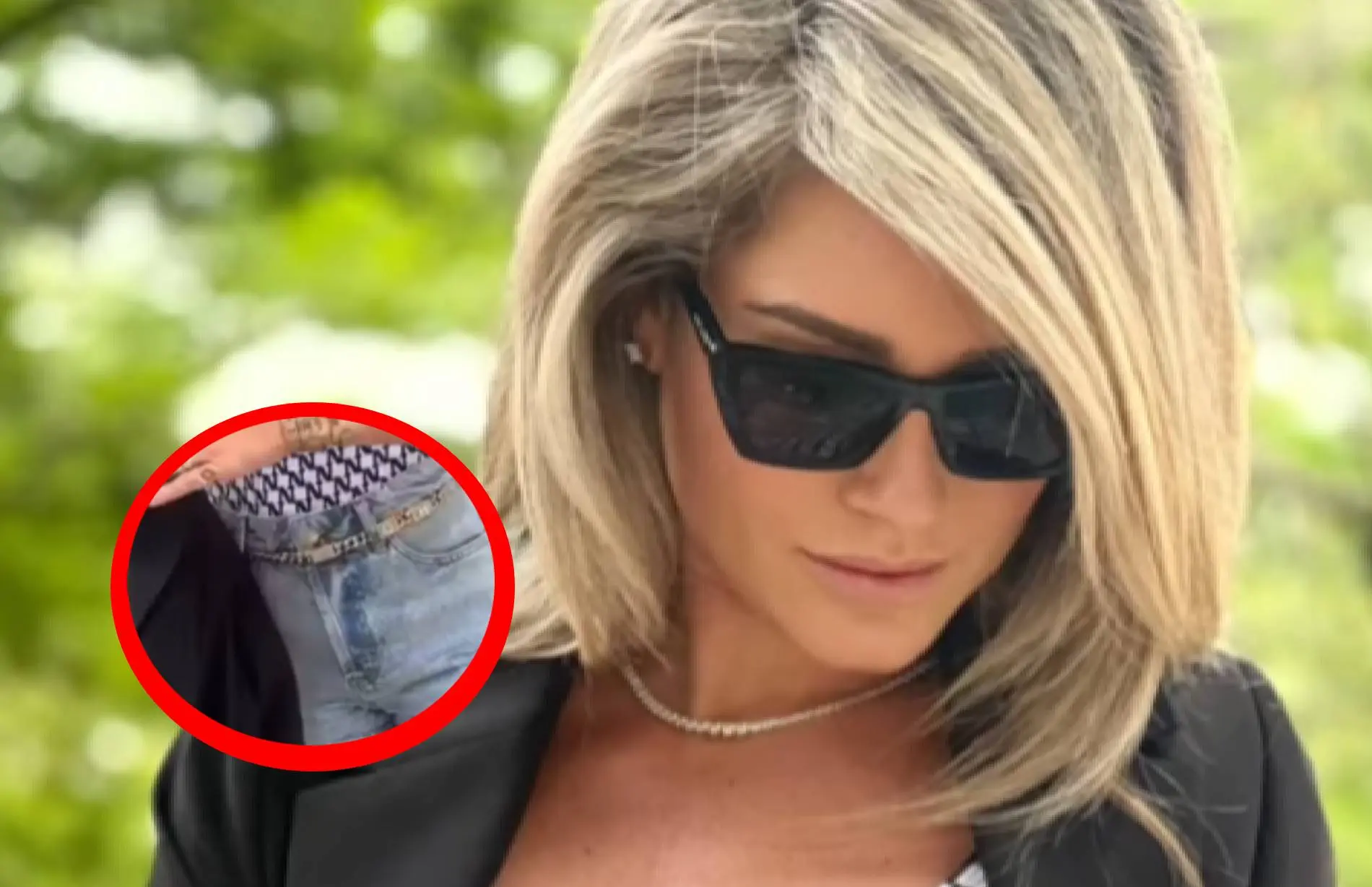 Foto: Nikkie Plessen trekt badpak op vreemde manier aan