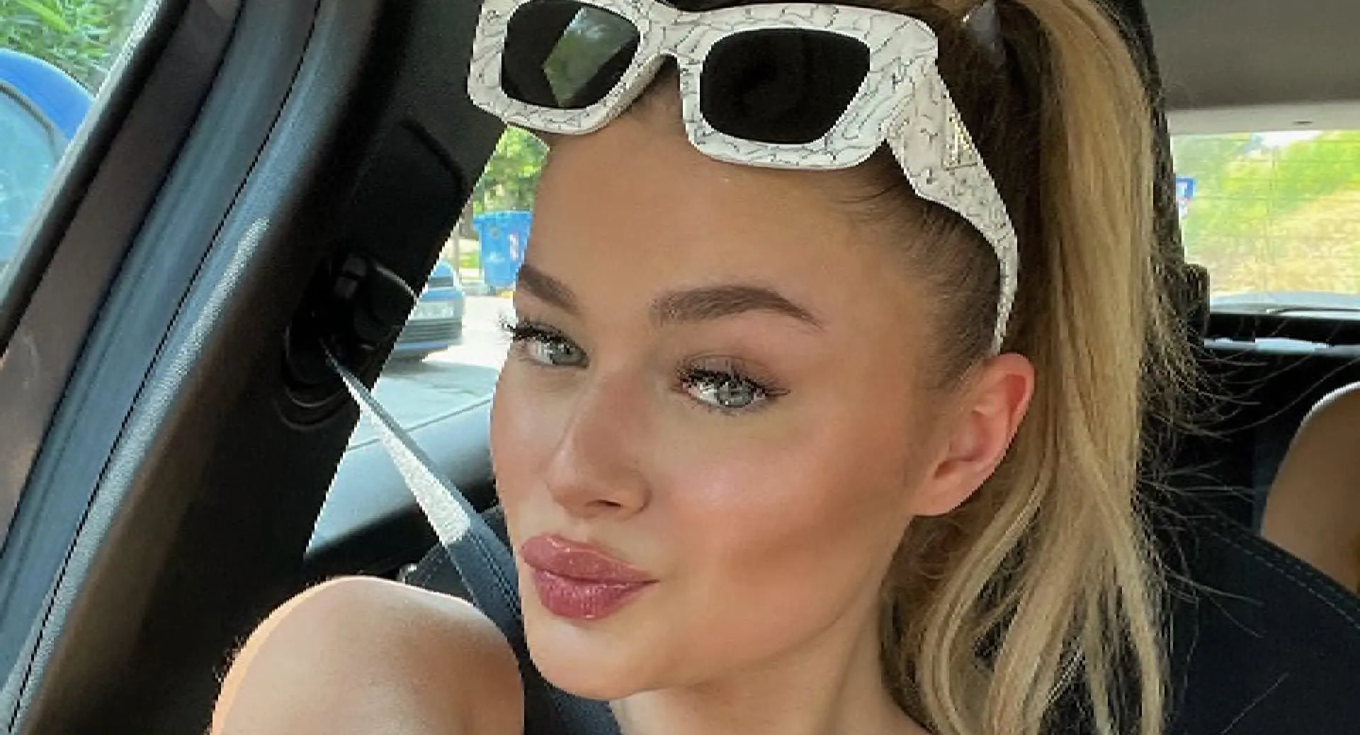 Zangeres Stefania Liberakakis geeft twee prachtige redenen om háár naar Songfestival te sturen