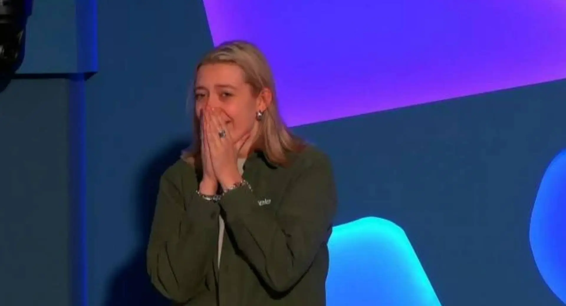 Big Brother-huis richt zich massaal tegen blonde Sharice (27) na onbegrijpelijke nominatie (video)