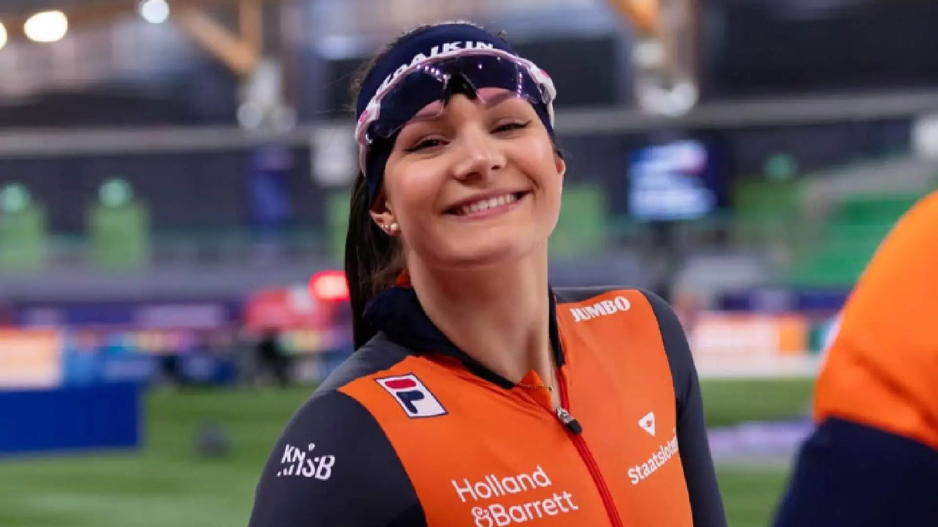 Piepjonge Schaatsster Angel Daleman (18) deelt strip-foto's; fans zijn woest