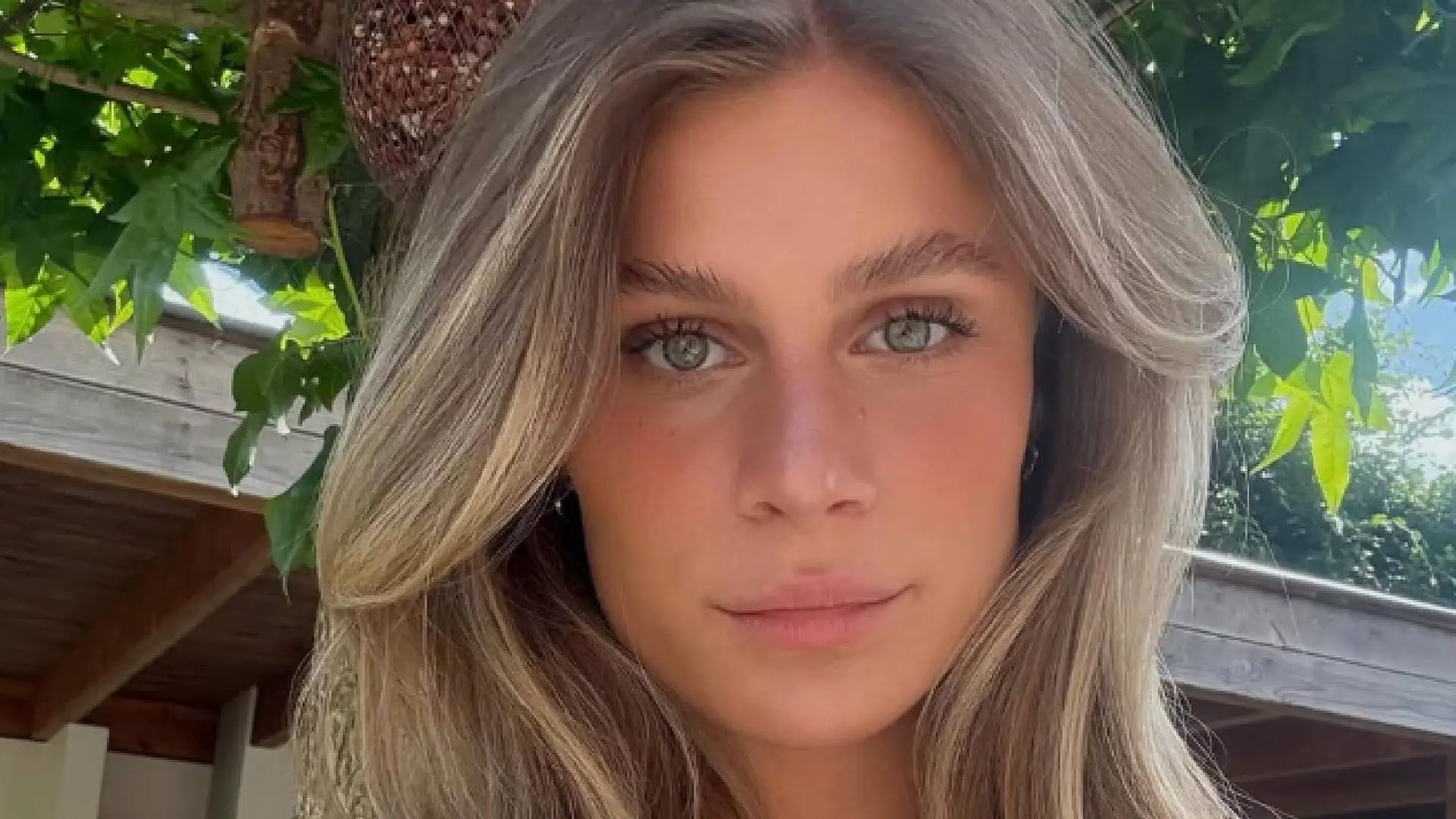Atlete Demi van den Wildenberg krijgt pijnlijke klap in haar gezicht in bomvolle sportschool