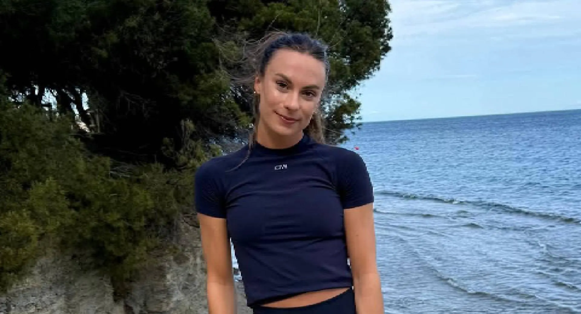 Schaatsster Femke Kok gebruikt haar strakke voor- én achterkant om fans te overtuigen