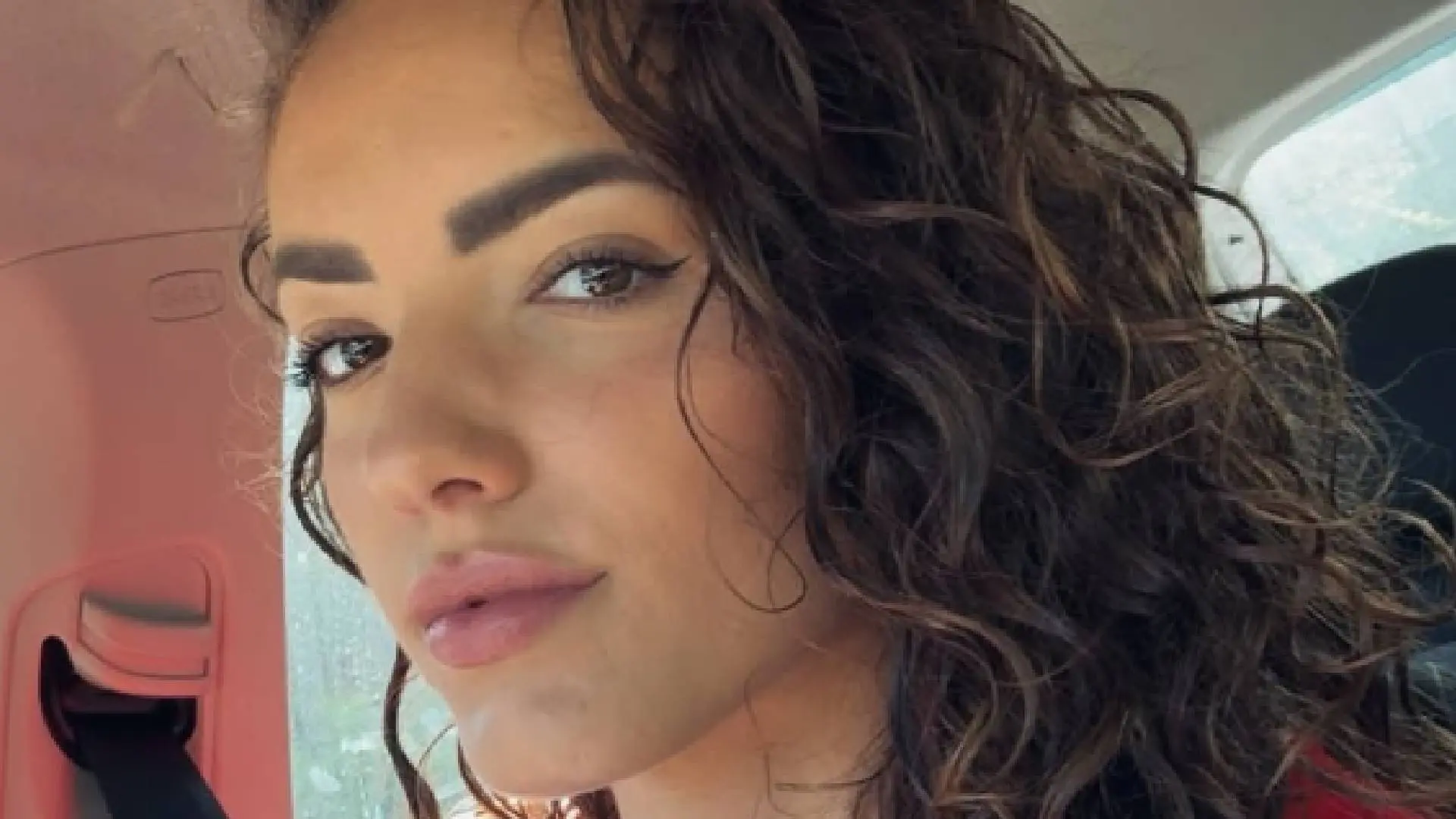 Foto: Pien Hersman laat mannenharten sneller kloppen met nieuwe look