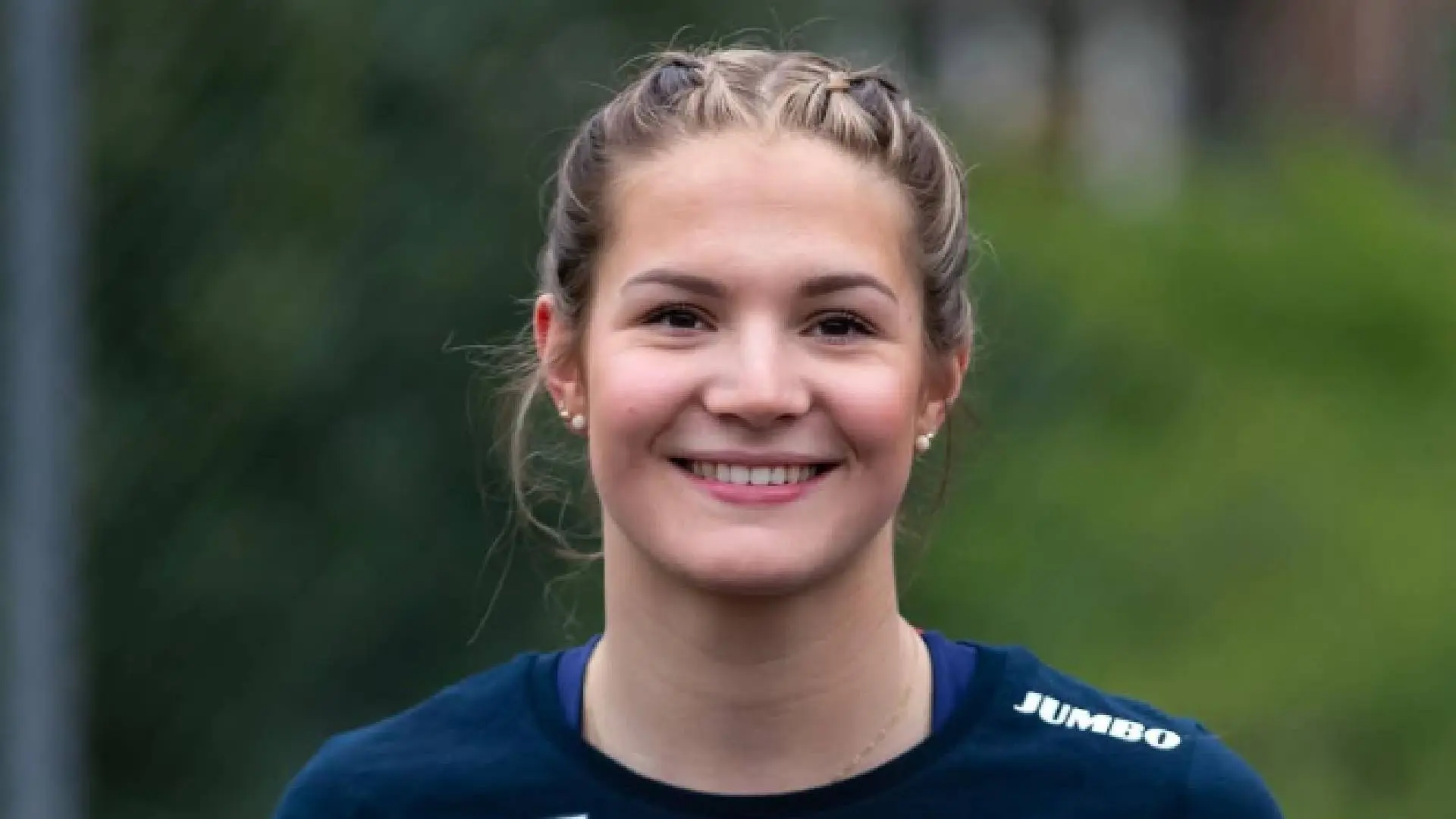 Schaatssters Angel Daleman en Gioya Lancee beleven romantisch avondje in de natuur