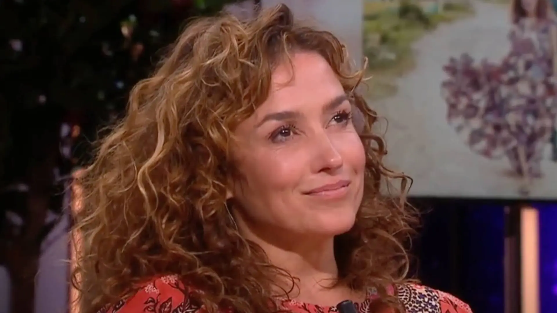 Heerlijke comeback: Katja Schuurman zoenend gespot door oplettende kijker