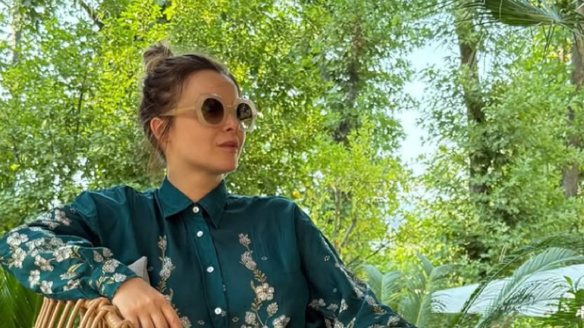 Victoria Koblenko deelt strategische bikinifoto om het goed te maken