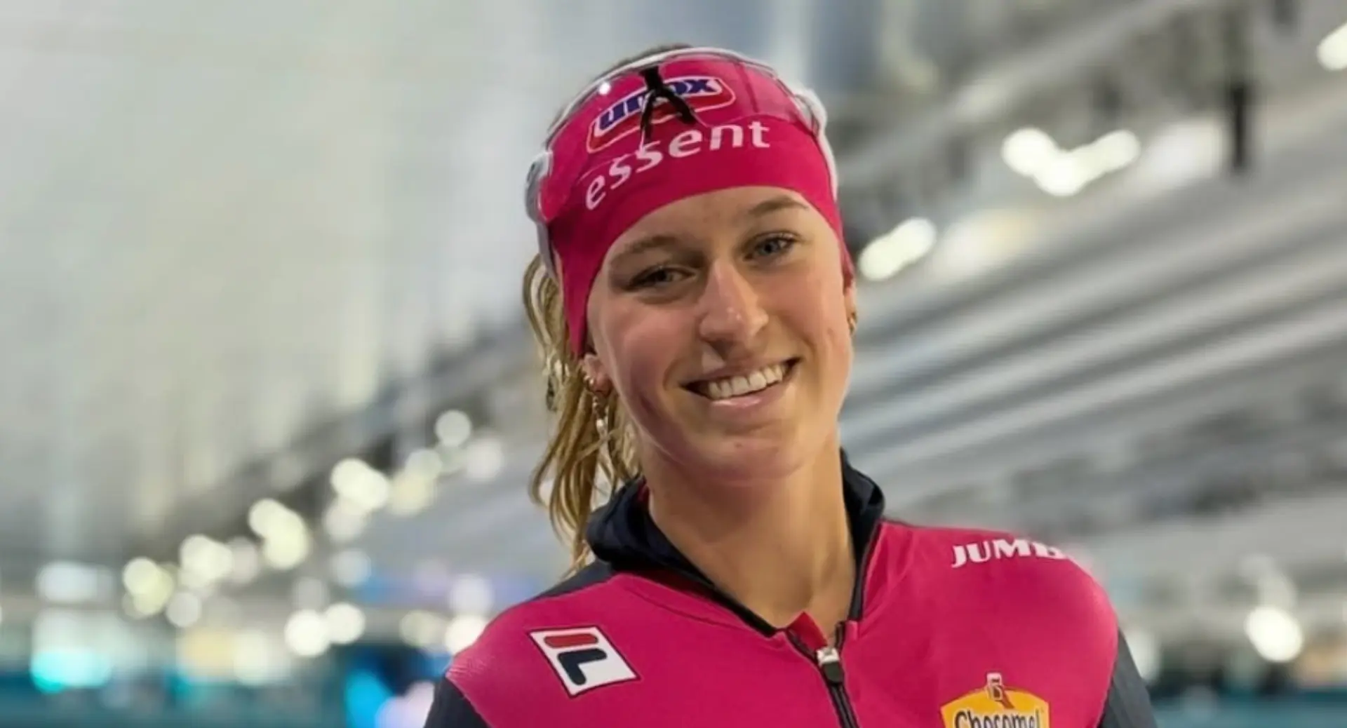 Piepjonge schaatsster Meike Veen (19) deelt heerlijke foto’s