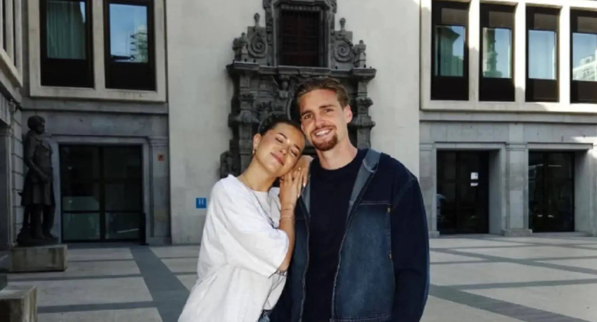 Volgers in de war: verhuren Jade Anna en Kenneth Taylor hun huis in Rome nú al?