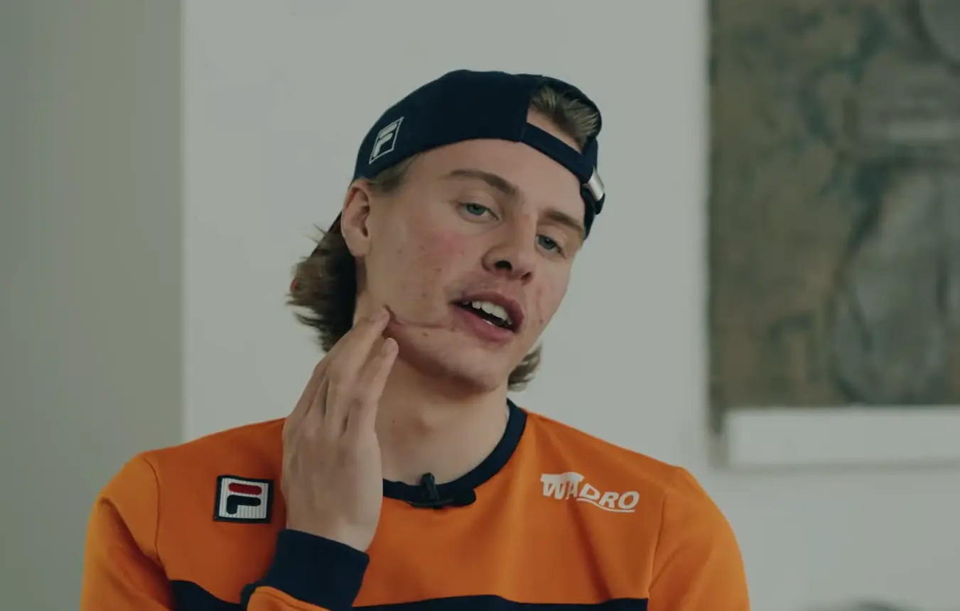 Jens van ’t Wout belaagd met haatberichten na valpartij Xandra Velzeboer: “Wat een pannenkoek”