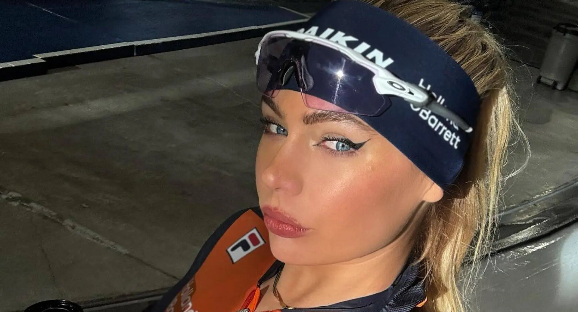 Jutta Leerdam geeft heerlijk showtje weg op het ijs en laat haar troeven goed zien