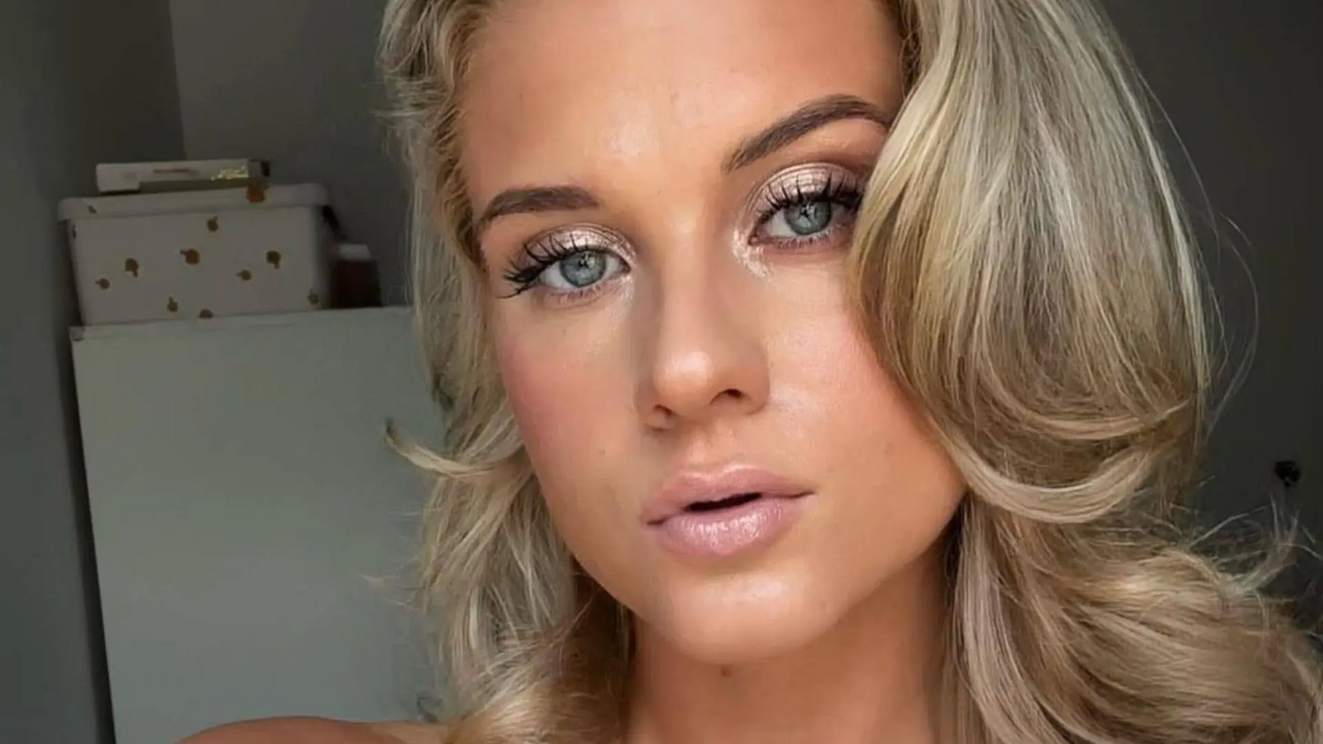 Groot drama tijdens influencerreis van New York Pizza: "Ik ben gepest en compleet buitengesloten"