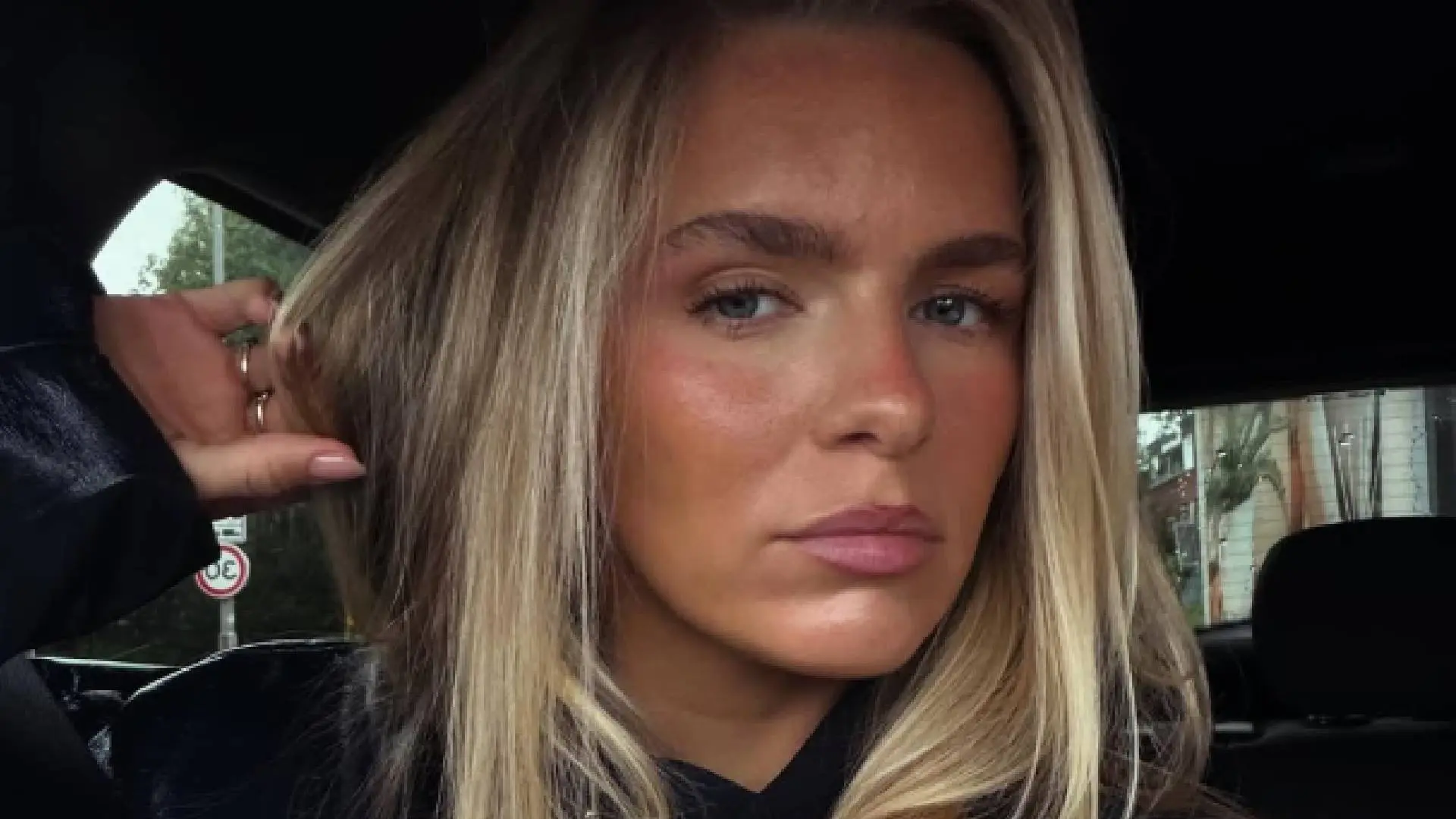 Lies Zhara laat mannelijke volgers naar bezwete ballonnen staren met zomerse fotodump
