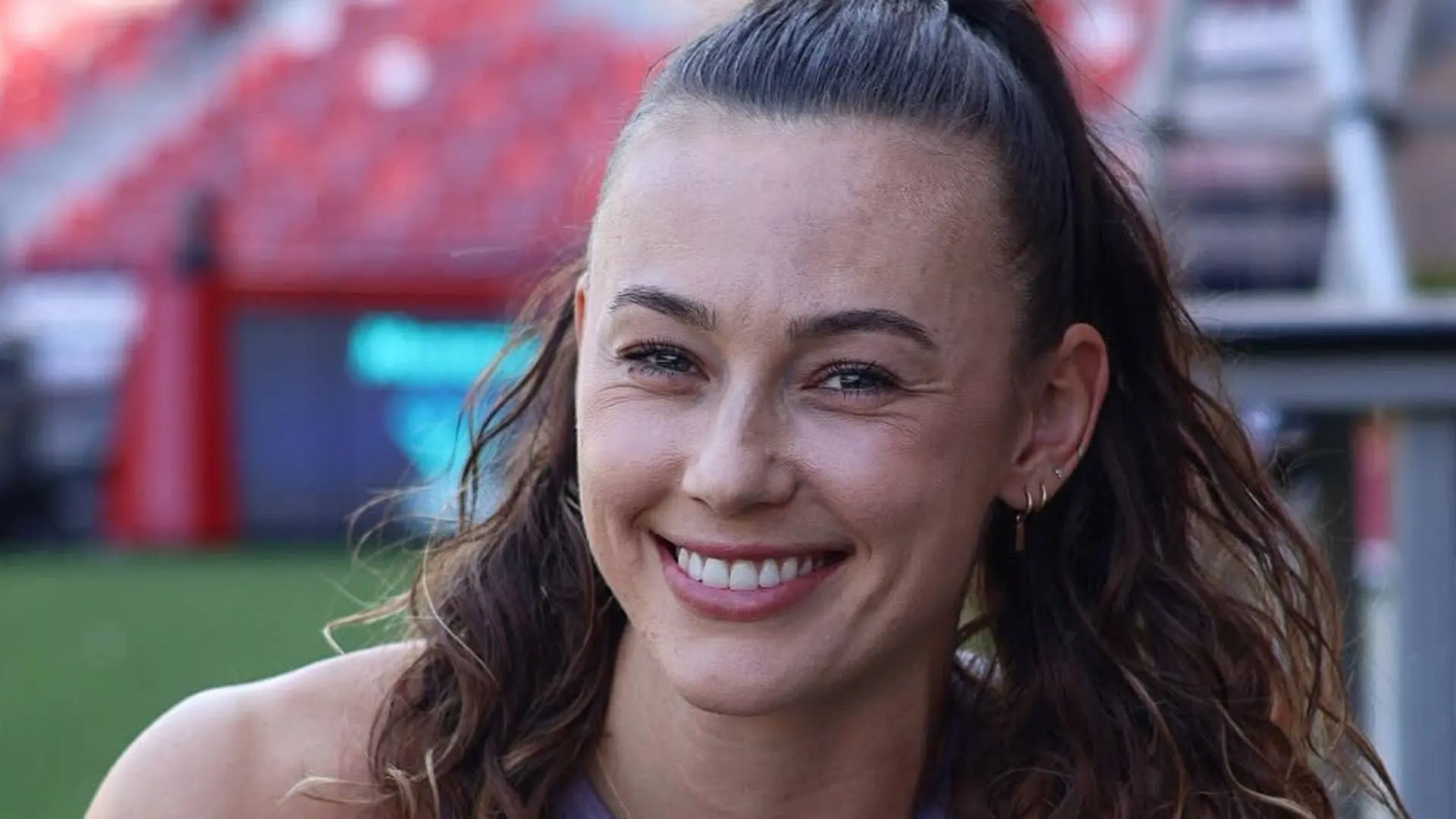 Nadine Visser (17)