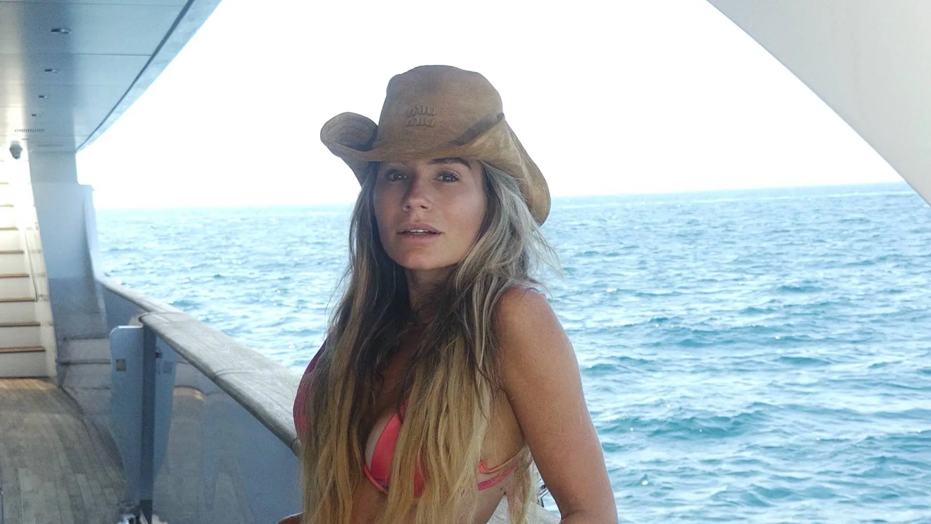 Nikkie Plessen (2)