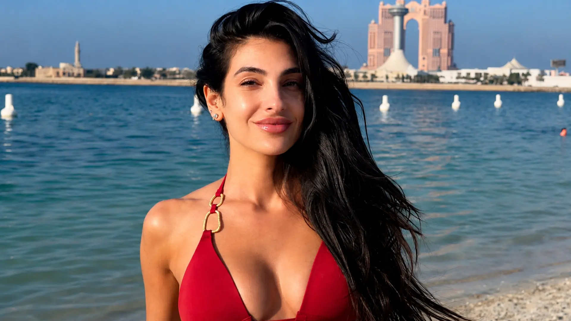 Anna Nooshin