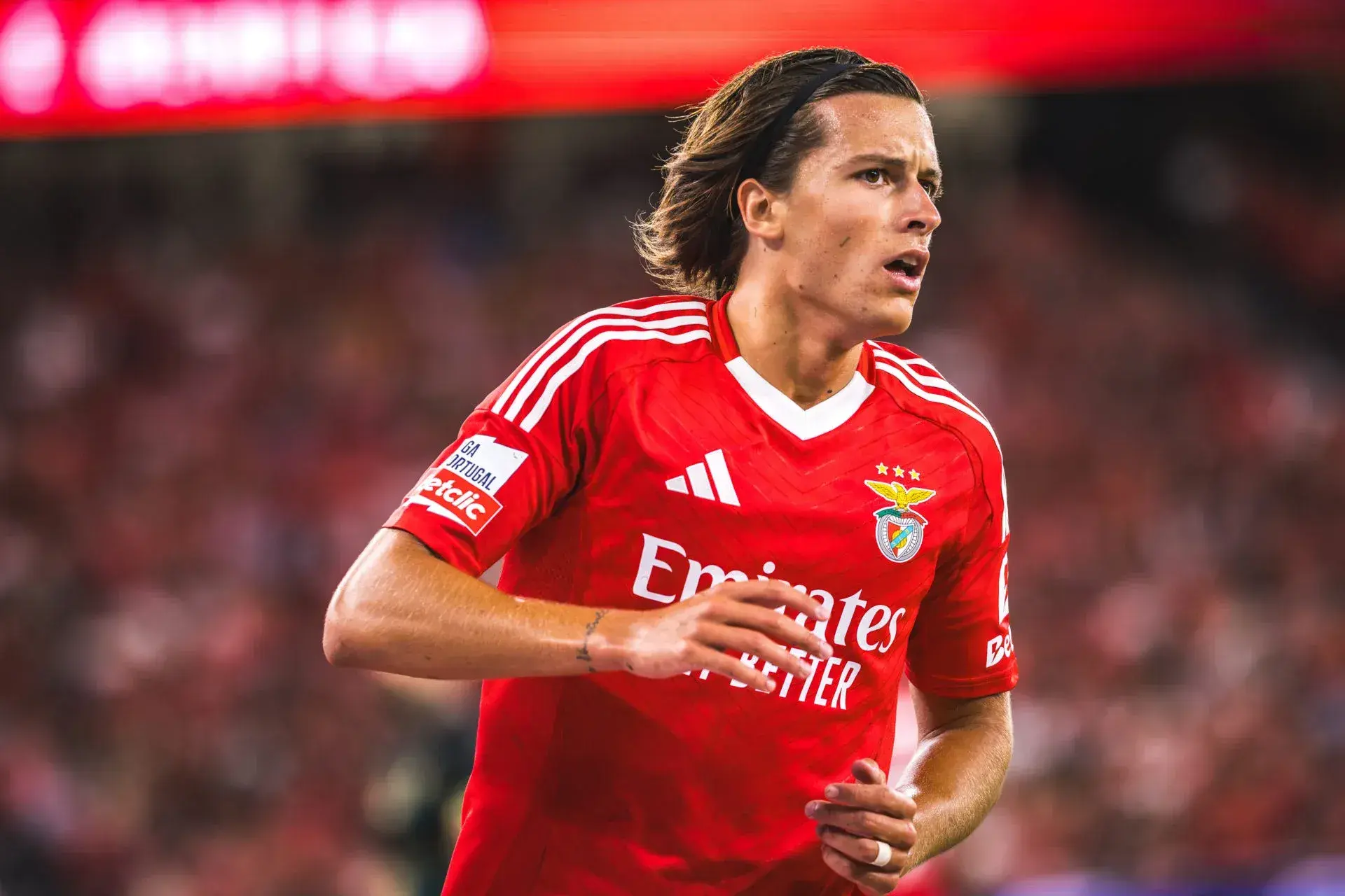 Man Utd may trigger buy-back clause for 'top European player' in problem position