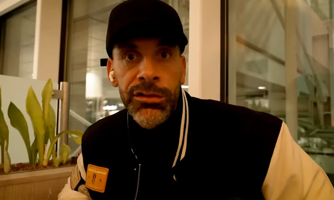 Chelsea star came to Man Utd, had meal with Fergie 'but didn't like smell' says Ferdinand