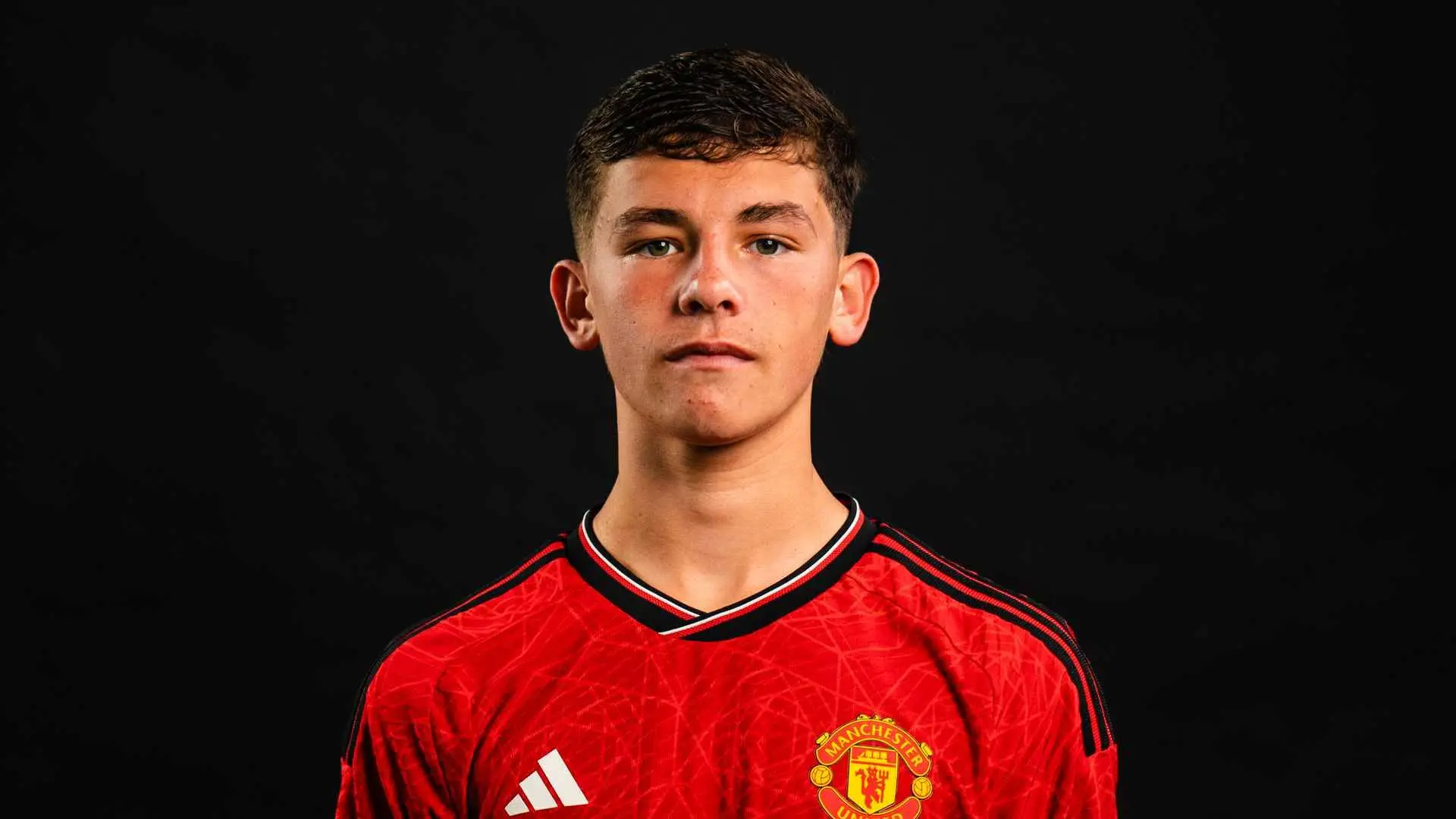 Man Utd have 'special' midfield talent in youth team waiting to make first team debut