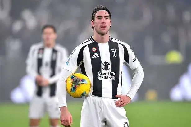 Man Utd battle it out with Arsenal for Juve striker ready to move in cut price deal