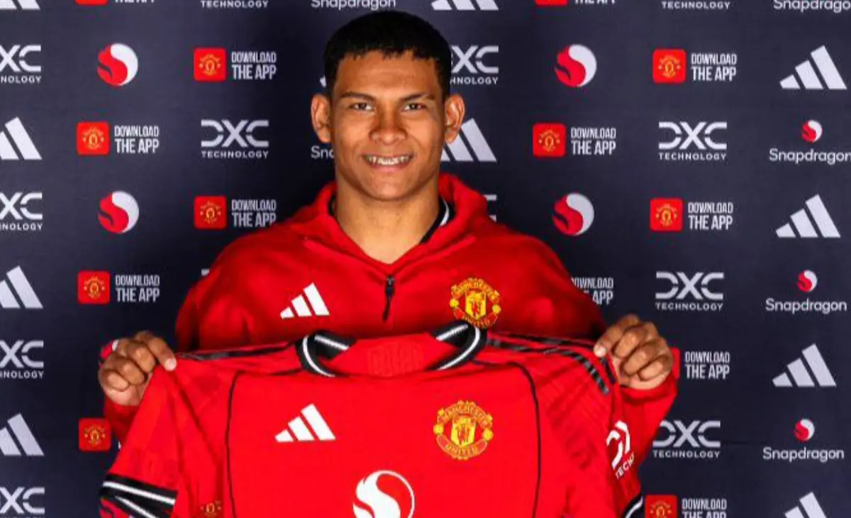 Amorim delighted with new star's Man Utd debut saying youngster will be 'very good player'