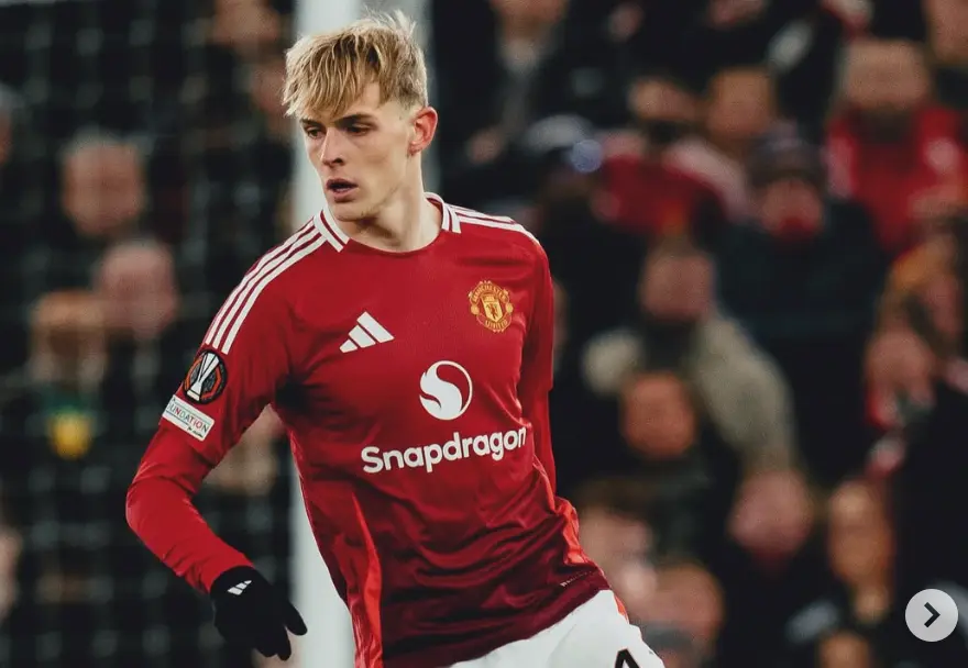 Man Utd allows midfielder to go out on loan as club target Baleba or Hjulmand