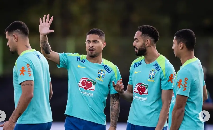 Man Utd 'talks' with agent of 'new Casemiro' as Man Utd take on Wolves